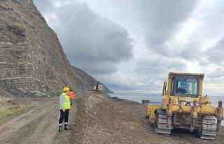 Tekirdağ’da heyelan: Yol kapatıldı