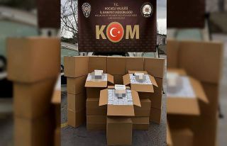 TEM Otoyolu’nda durdurulan araçta 300 bin adet...