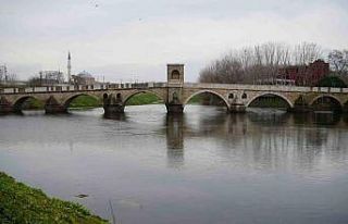 Trakya’da yağışlar yüzde 50 azaldı, nehir debileri...