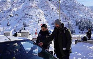 Tunceli’de düzensiz göçle mücadelede huzur uygulaması...
