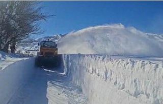 Tunceli’de Yüzlerce köy yolu ulaşıma açıldı,...