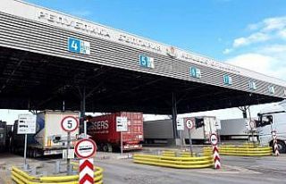 Türk tır şoförlerinden "çorba parası"...