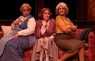 "Üç Jokerli Konken" Gebze’de sahnelendi