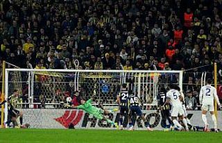 UEFA Avrupa Ligi: Fenerbahçe: 0 - Aston Villa: 1...