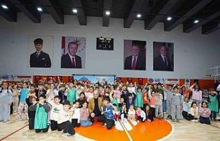 Ümraniye Belediye Başkanı Yıldırım teneffüste...