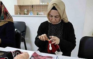 Ümraniye Belediyesi amigurumi eğitimleriyle el sanatlarına...