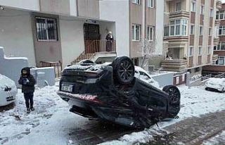 Ümraniye’de kontrolden çıkan otomobil takla attı:...