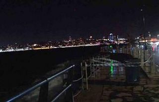 Üsküdar Sahili’nde dev dalgalar oluştu