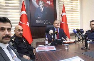 Vali Akbıyık 2025 yılı asayiş-güvenlik rakamlarını...