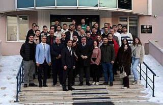 Vali Aydoğdu’dan gençlere mesaj: "Gençler...