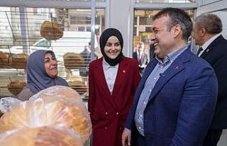 Vali Sözer Gölpazarı’nda esnaf ve vatandaşı...