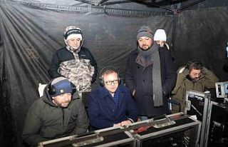 Vali Ziya Polat’tan "Veliaht" dizisi setine...