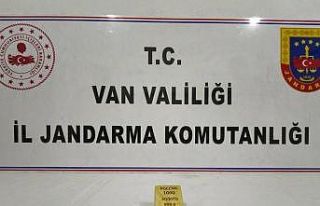 Van’da 1 kiloluk kültçe altın ele geçirildi