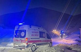 Van’da zorlu hasta kurtarma operasyonu