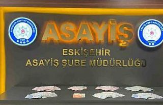 Vatandaşın 508 bin TL’lik ziynet eşyasını dolandıran...