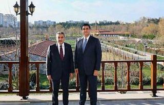 Yılmaz’dan İstanbul’da önemli temaslar