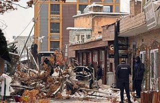 Yoğun kar yağışı Suruç’taki sanat sokağında...