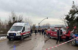 Yolcu otobüsü şarampole yuvarlandı, çok sayıda...