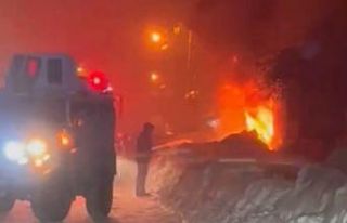 Yüksekova’da çıkan yangın aileyi evsiz bıraktı