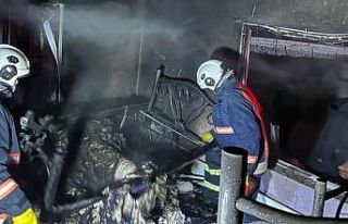 Yüksekova’da korkutan ev yangını: 4 çocuk hastaneye...