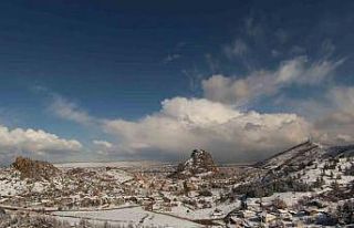 ‘4 Mevsim’ temalı Karahisar Kalesi görüntüsü...