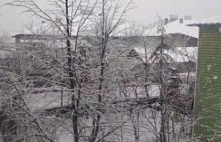 Adana Tufanbeyli’de kar yağışı etkili oldu