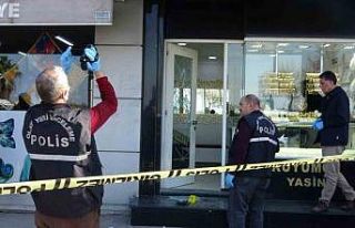 Adana’da silahlı kuyumcu soygunu