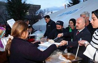 Adıyaman’da ’bereket sofralarda, kardeşlik gönüllerde’...