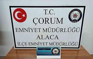 Alaca’da uyuşturucuyla yakalanan 2 kişi gözaltına...