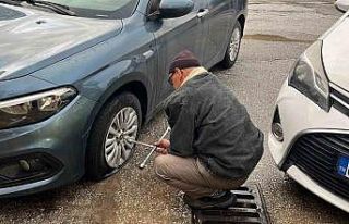 Alanya’da araçların lastiklerini kesen, tuvalete...