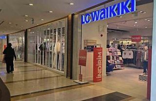 Alarmlarını parçaladıkları 10 bin liralık kıyafetle...