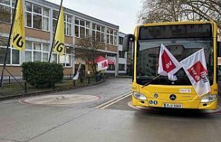 Almanya’da toplu taşıma çalışanlarının 2...