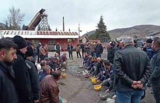 Amasya’da maden işçileri maaşlarını alamadıkları...