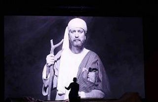 Anadolu Üniversitesi tiyatroseverlere unutulmaz anlar...