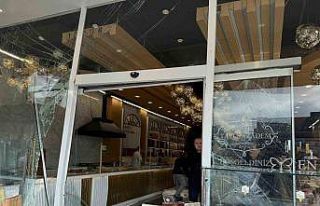 Ankara’da otomobilin dükkana girmesiyle ilgili...