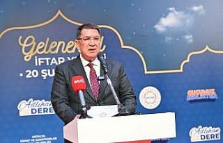 Antalya protokolü ve oda başkanları iftarda buluştu