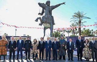 Antalya’da 819. fetih ve 96. yıl coşkusu