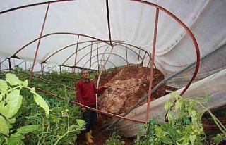 Antalya’da heyelan evlerin duvarlarını çatlattı,...