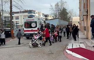 Antalya’da ilkokulda yangın çıktı: Öğrenciler...