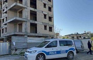 Antalya’da inşaattın 5’nci katından düşen...