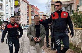 Apartman bahçesine sakladığı pompalı tüfek polisi...