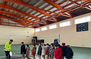 Arpaçay’da öğrencilere temel trafik eğitimi...