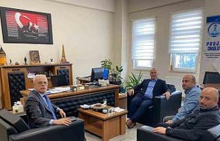 Arslantürk liseli gençlerle bir araya geldi