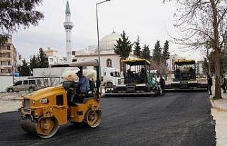 Arzumkent Caddesinde asfalt serimi başladı