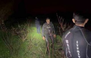 Asi Nehri’ne düşen genç kayboldu