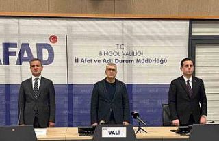 Asrın felaketinde hayatını kaybedenler düzenlenen...