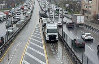 Avcılar’da iki metrobüs çarpıştı: 4 yaralı