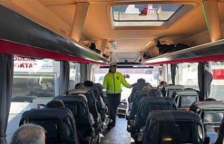 Aydın’da polis ekiplerinden terminalde hayati uyarı