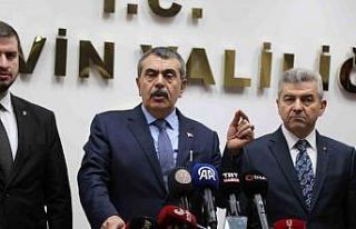 Bakan Tekin: "Özgür Özel kadar midesi geniş...