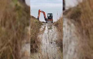 Başkan Akın’ın talimatıyla dere yataklarına...